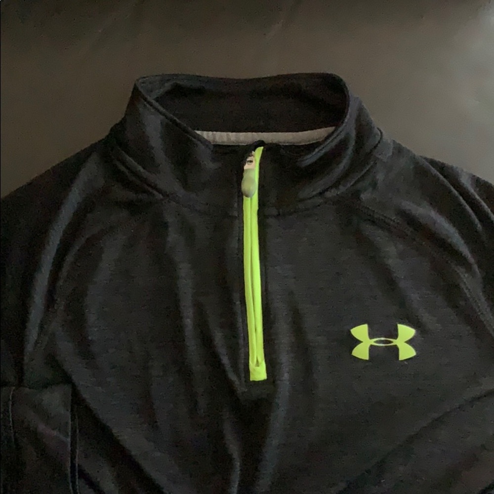 Mock neck zip up long sleeve sport shirt